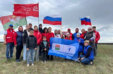 1 мая в Мокшанском районе состоялся молодежно-семейный автопробег "На Сурском рубеже" 1 мая в Мокшанском районе состоялся молодежно-семейный автопробег "На Сурском рубеже"