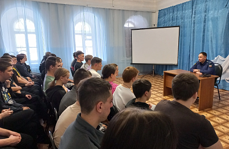 22 января 2025 года состоялась встреча прокурора Мокшанского района Пензенской области Ивана Геннадьевича Кирьянова с обучающимися Мокшанского техникума интернат. 22 января 2025 года состоялась встреча прокурора Мокшанского района Пензенской области Ивана Геннадьевича Кирьянова с обучающимися Мокшанского техникума интернат.