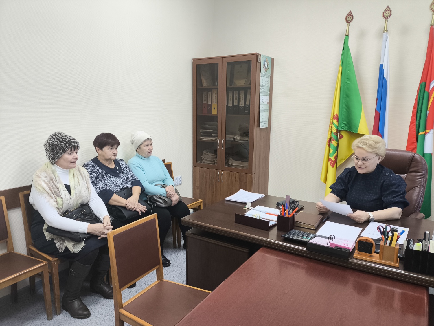 Исполняющий полномочия главы Мокшанского района Решетченко А.В. провела прием граждан по личным вопросам.