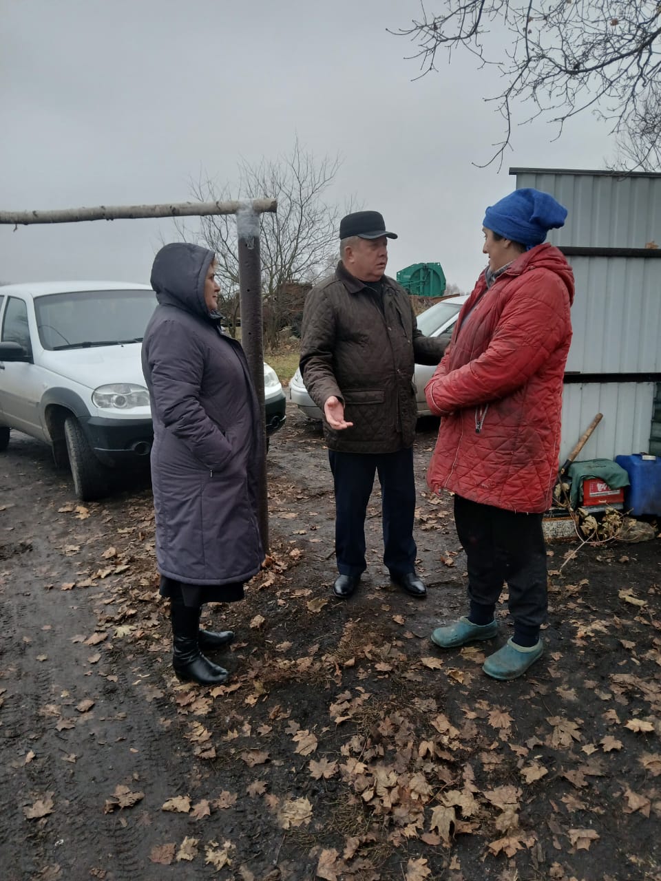 Глава Мокшанского района Н.Н.Тихомиров провел встречу с населением в д.Черниговка.