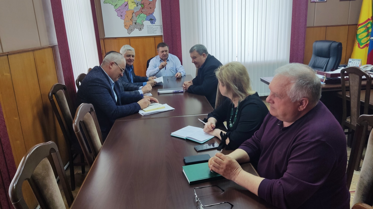 Глава Мокшанского района провел совещание по дополнительным выборам депутатов представительных органов местного самоуправления сельских поселений Мокшанского района 8-9 апреля 2023 года. Глава Мокшанского района провел совещание по дополнительным выборам депутатов представительных органов местного самоуправления сельских поселений Мокшанского района 8-9 апреля 2023 года.