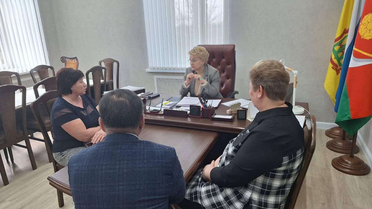 Глава Мокшанского района Решетченко А.В. провела личный прием граждан