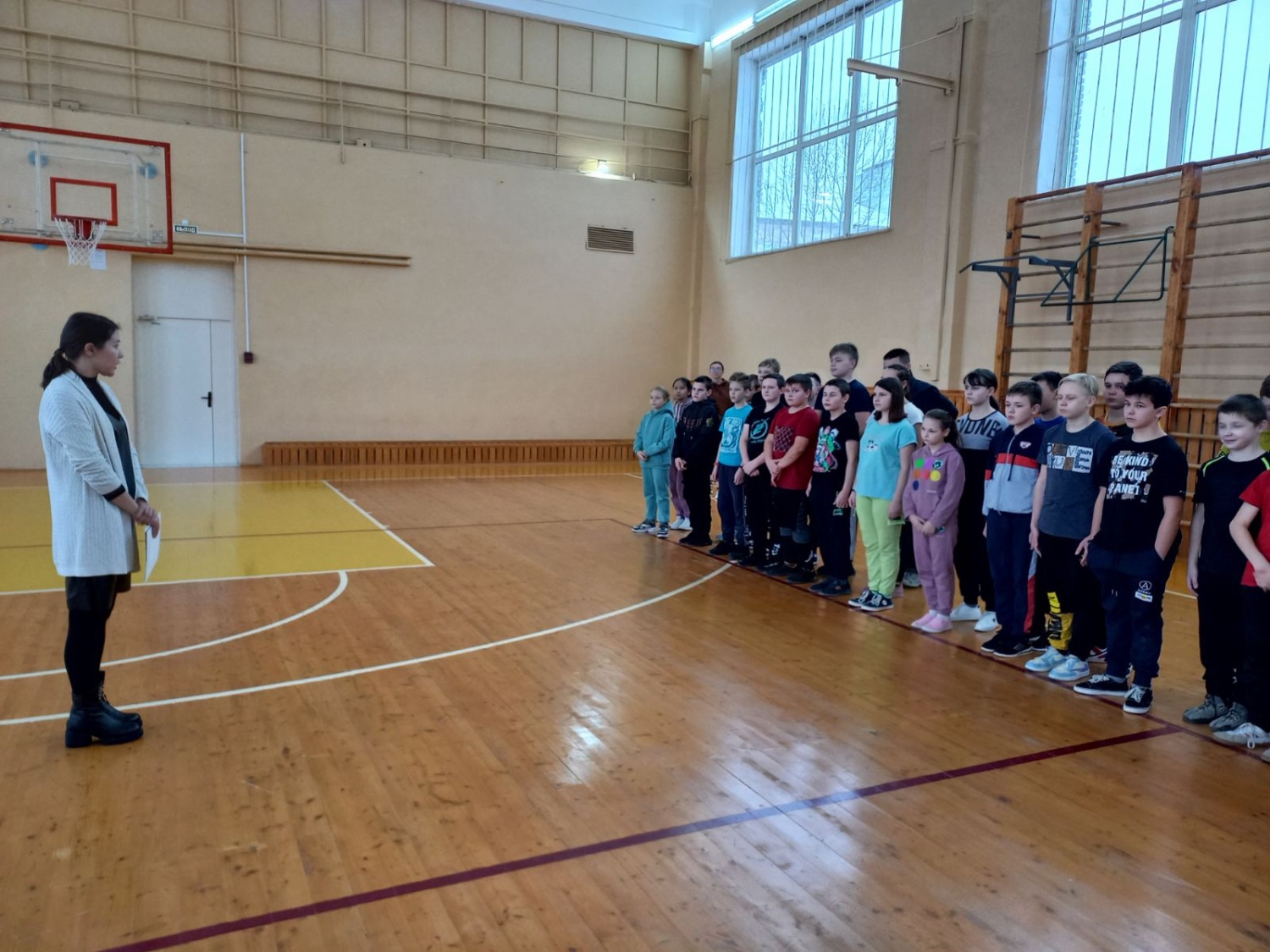 Районные соревнования по пионерболу Районные соревнования по пионерболу