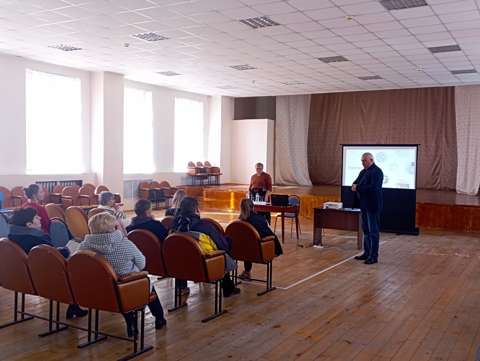 В администрации Мокшанского района состоялся семинар с представителями бизнеса В администрации Мокшанского района состоялся семинар с представителями бизнеса