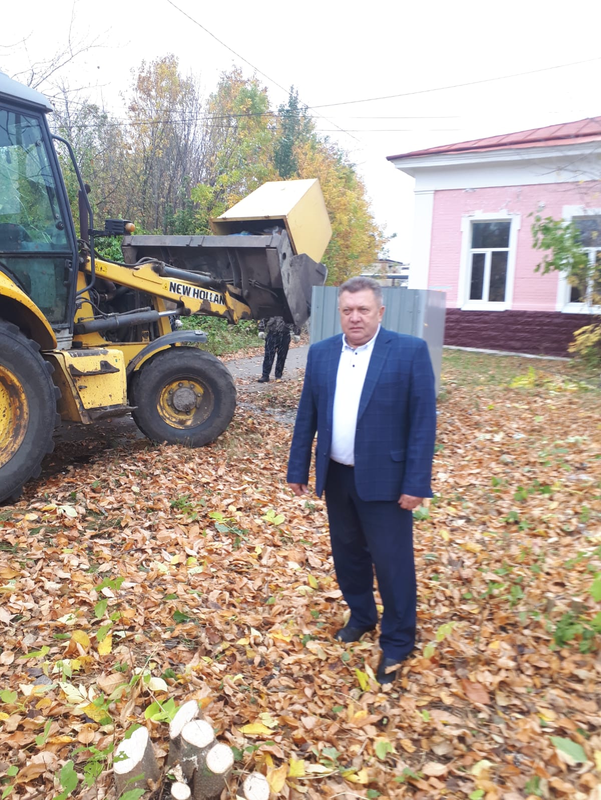 Глава Мокшанкого района Н.Н.Тихомиров  с рабочим визитом посетил с.Нечаевка Мокшанского района.