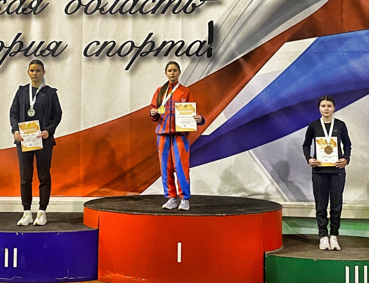 16-17 января в Пензе состоялось Первенство Пензенской области по легкой атлетике среди юношей и девушек 2009-2010 и 2007-2008 г.р.