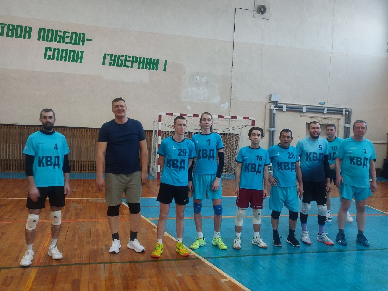 Прошел традиционный мужской волейбольный турнир на КУБОК ФОСК "УРОЖАЙ"