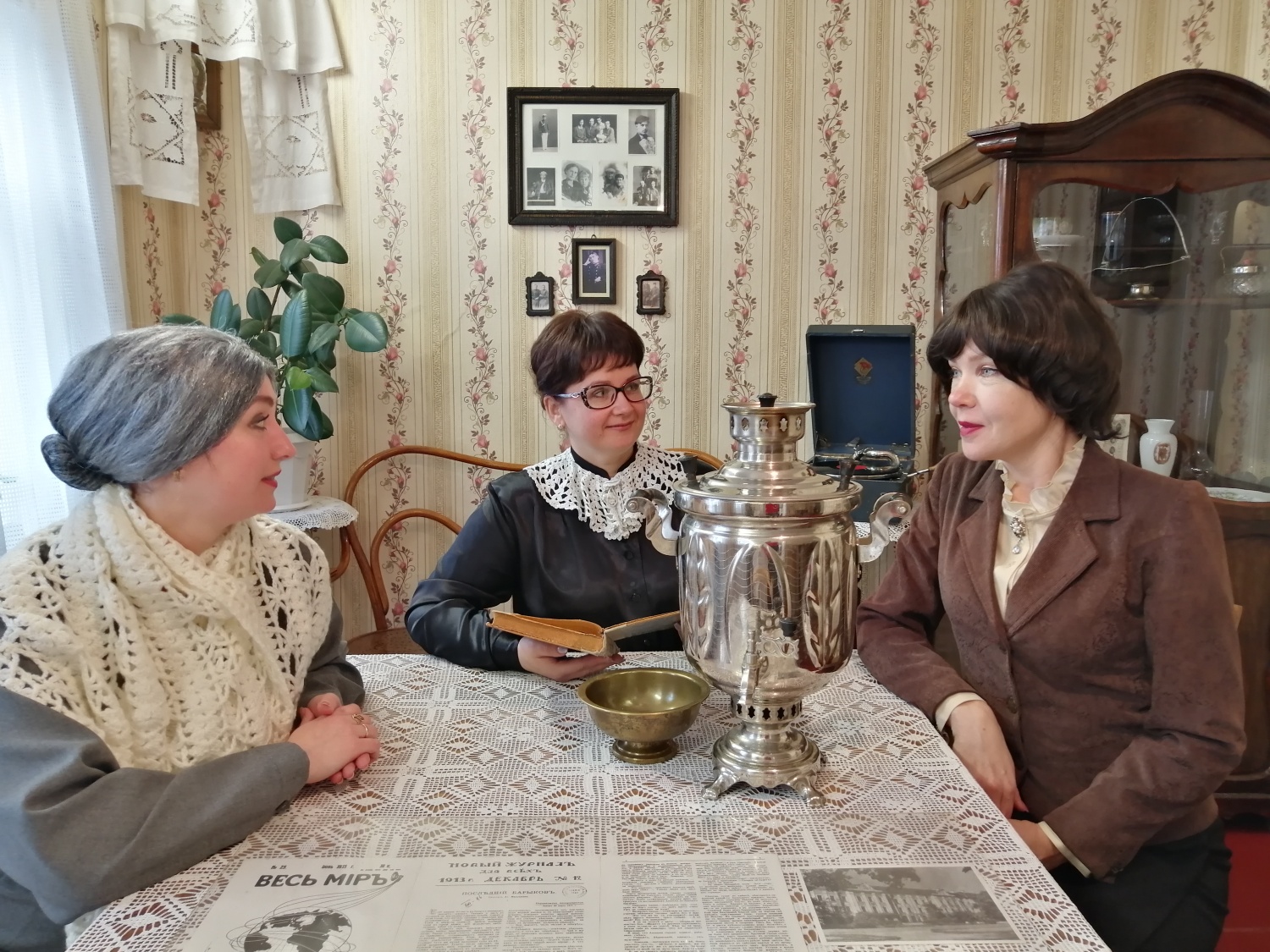В РАМКАХ ГОДА СЕМЬИ В МУЗЕЕ ПРОШЛА ТЕАТРАЛИЗОВАННАЯ ЭКСКУРСИЯ «СВЕТ МАТЕРИНСКОЙ ДУШИ».