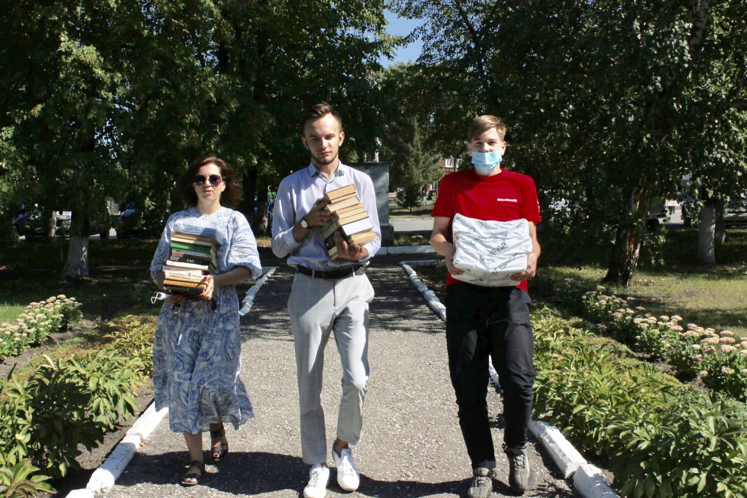 Акция «Марафон добра для сельских библиотек» .