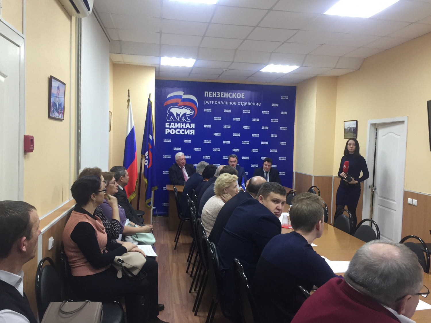 Представители Мокшанского района приняли участие в открытом заседание Президиума регионального отделения Всероссийской политической партии «Единая Россия». 