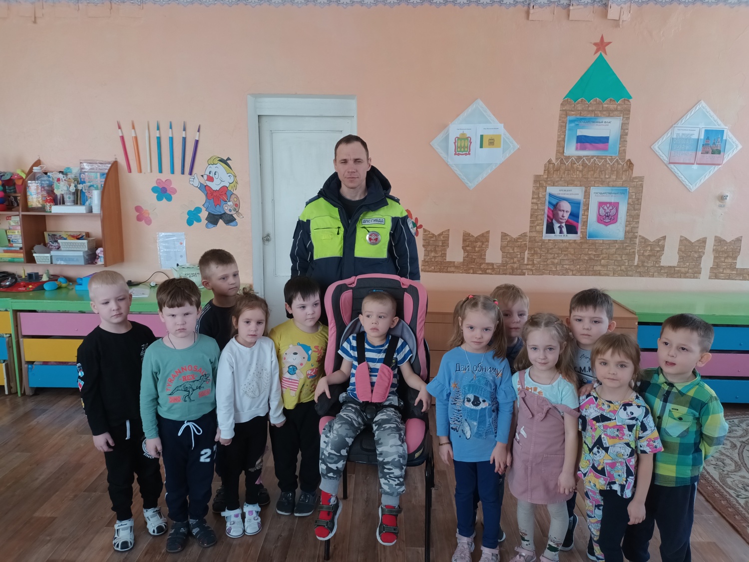 В МБДОУ ДС "Малышок" р.п.Мокшан Мокшанского района проведена профилактическая акция «Автокресло – детям!». В МБДОУ ДС "Малышок" р.п.Мокшан Мокшанского района проведена профилактическая акция «Автокресло – детям!».