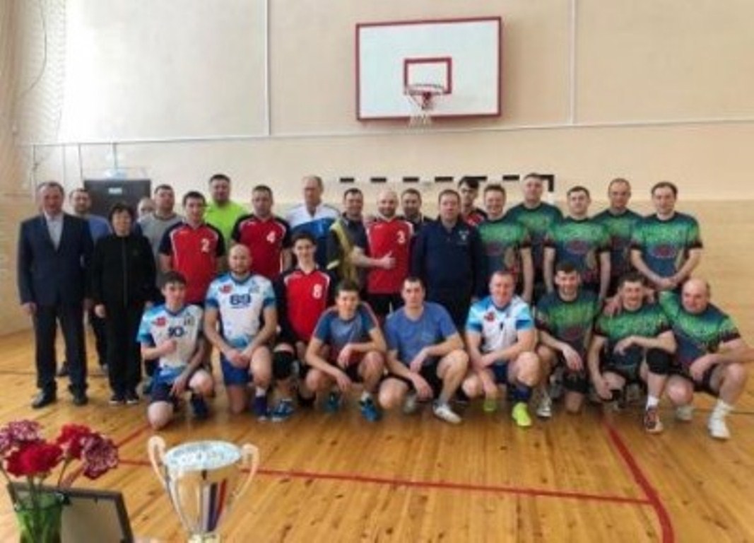 Волейбол – одна из наиболее распространенных и любимых спортивных игр в нашей области. Волейбол – одна из наиболее распространенных и любимых спортивных игр в нашей области.