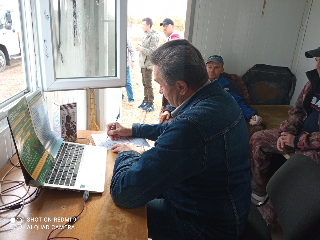В р.п. Мокшан  ведется работа  по отбору желающих поступить на военную службу по контракту