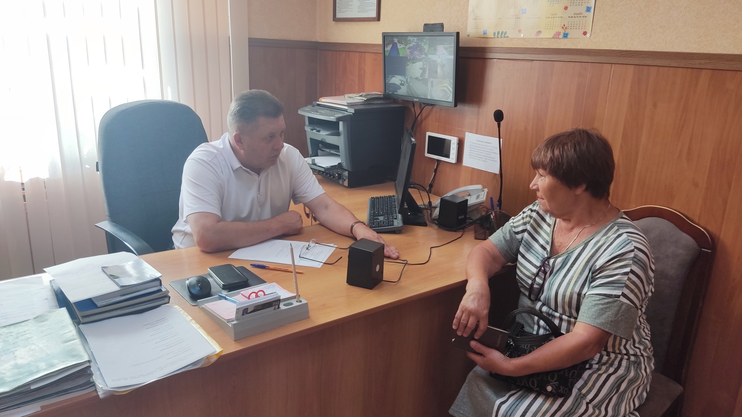 Глава Мокшанского района провел личный прием граждан. Глава Мокшанского района провел личный прием граждан.