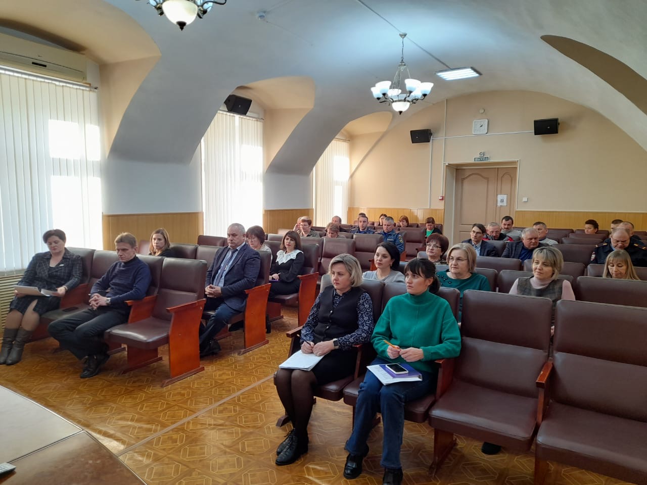       28.12.2023 прошло расширенное заседание Комиссии по делам несовершеннолетних и защите их прав Мокшанского района 