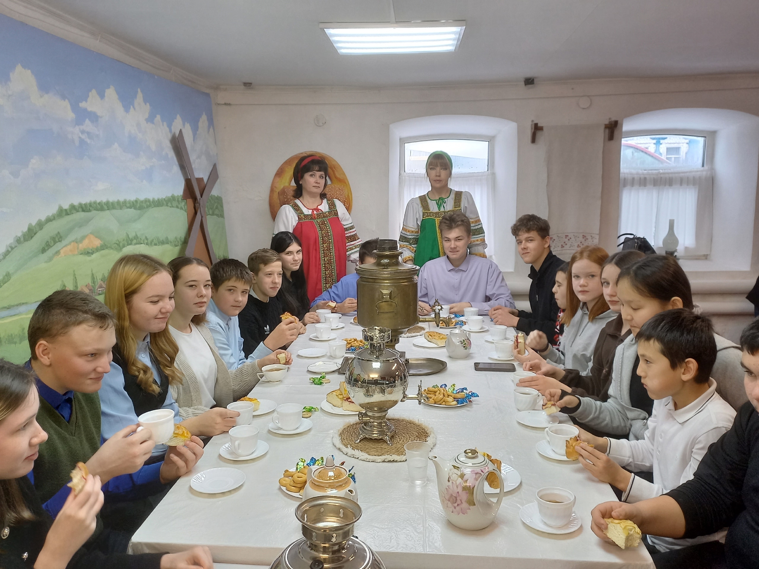 Учащиеся школ села Богородское и села Царевщино побывали на зимних вечёрках в музее! Учащиеся школ села Богородское и села Царевщино побывали на зимних вечёрках в музее!