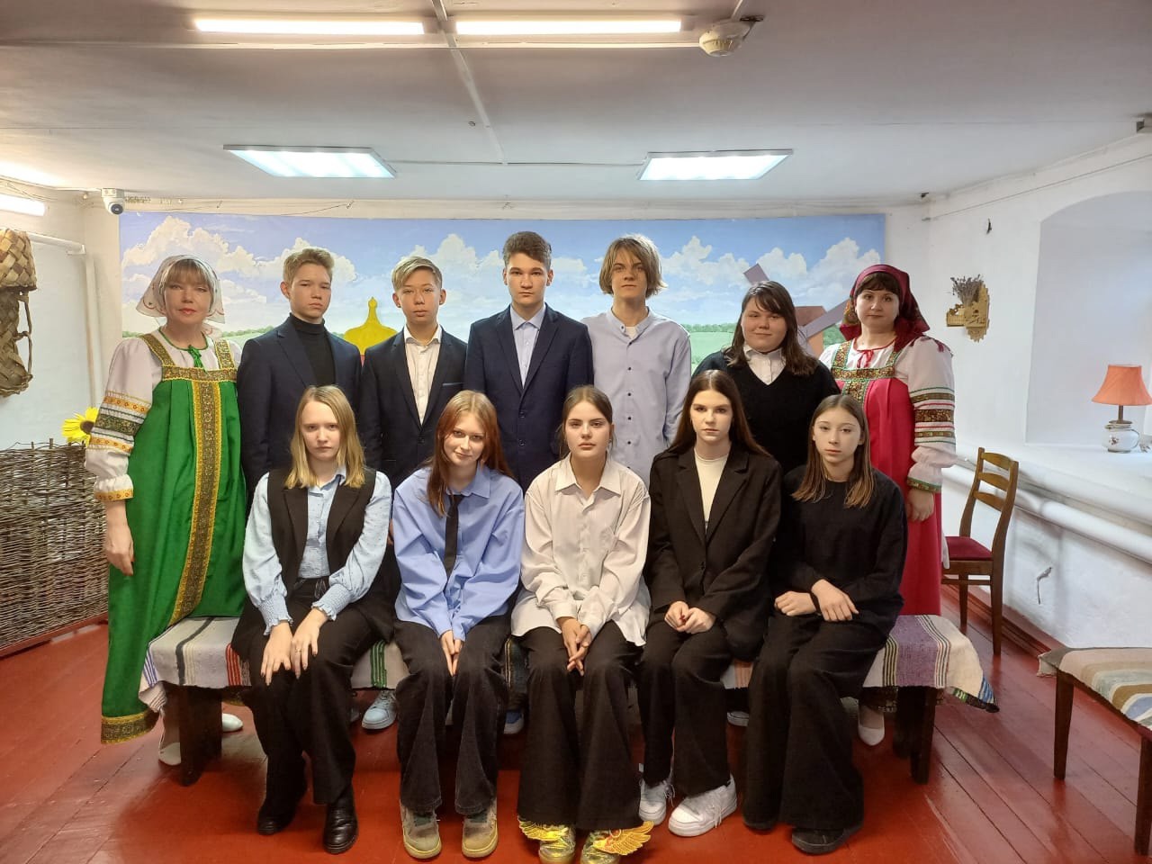 В МУЗЕЕ ШКОЛЬНИКИ ПРИОБЩАЮТСЯ К НАРОДНОЙ КУЛЬТУРЕ