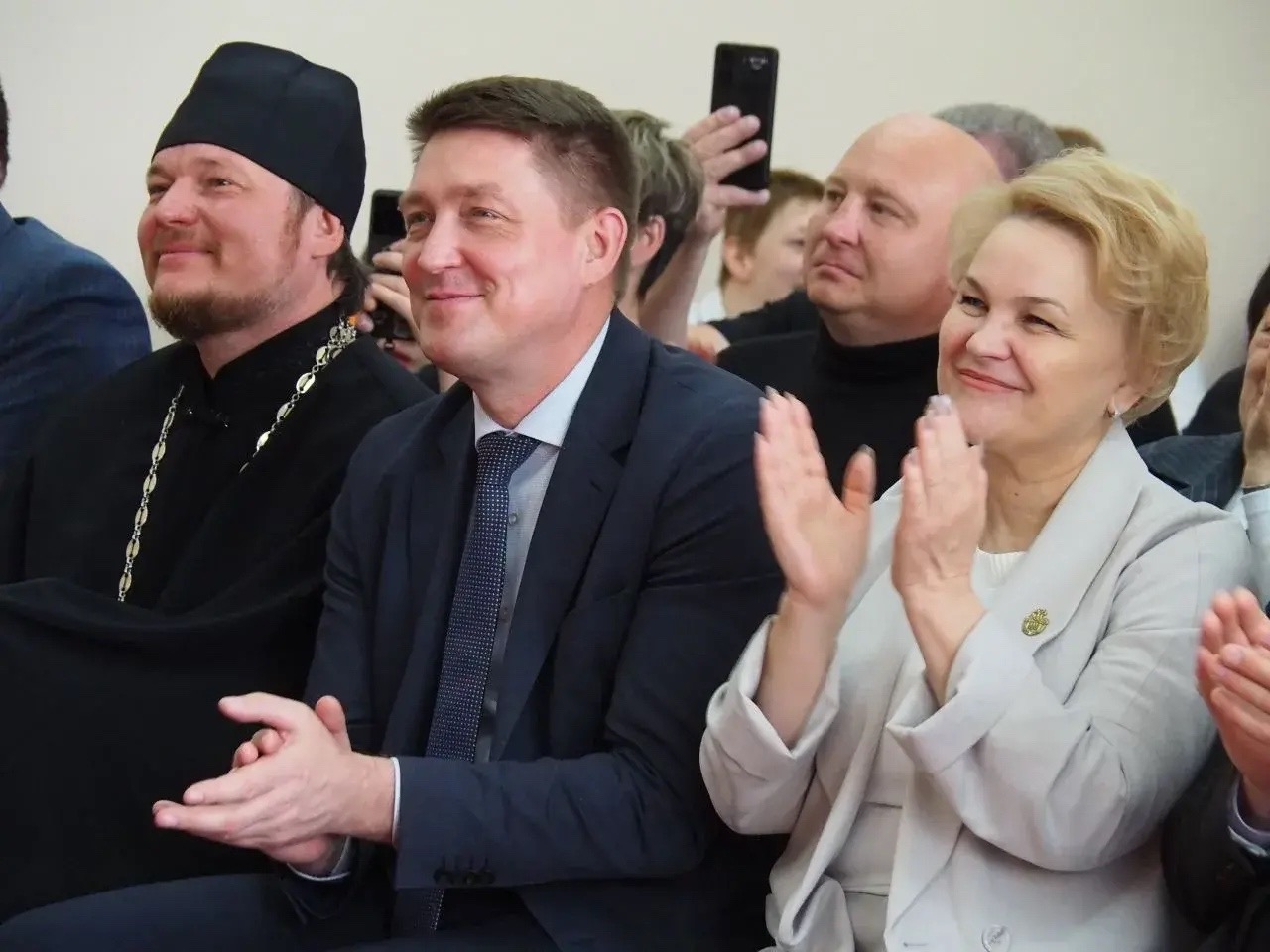 Прошло торжественное мероприятие, приуроченное к Международному дню защиты детей и Дню рождения Центра социального обслуживания и реабилитации детей и молодежи «Росток» Прошло торжественное мероприятие, приуроченное к Международному дню защиты детей и Дню рождения Центра социального обслуживания и реабилитации детей и молодежи «Росток»
