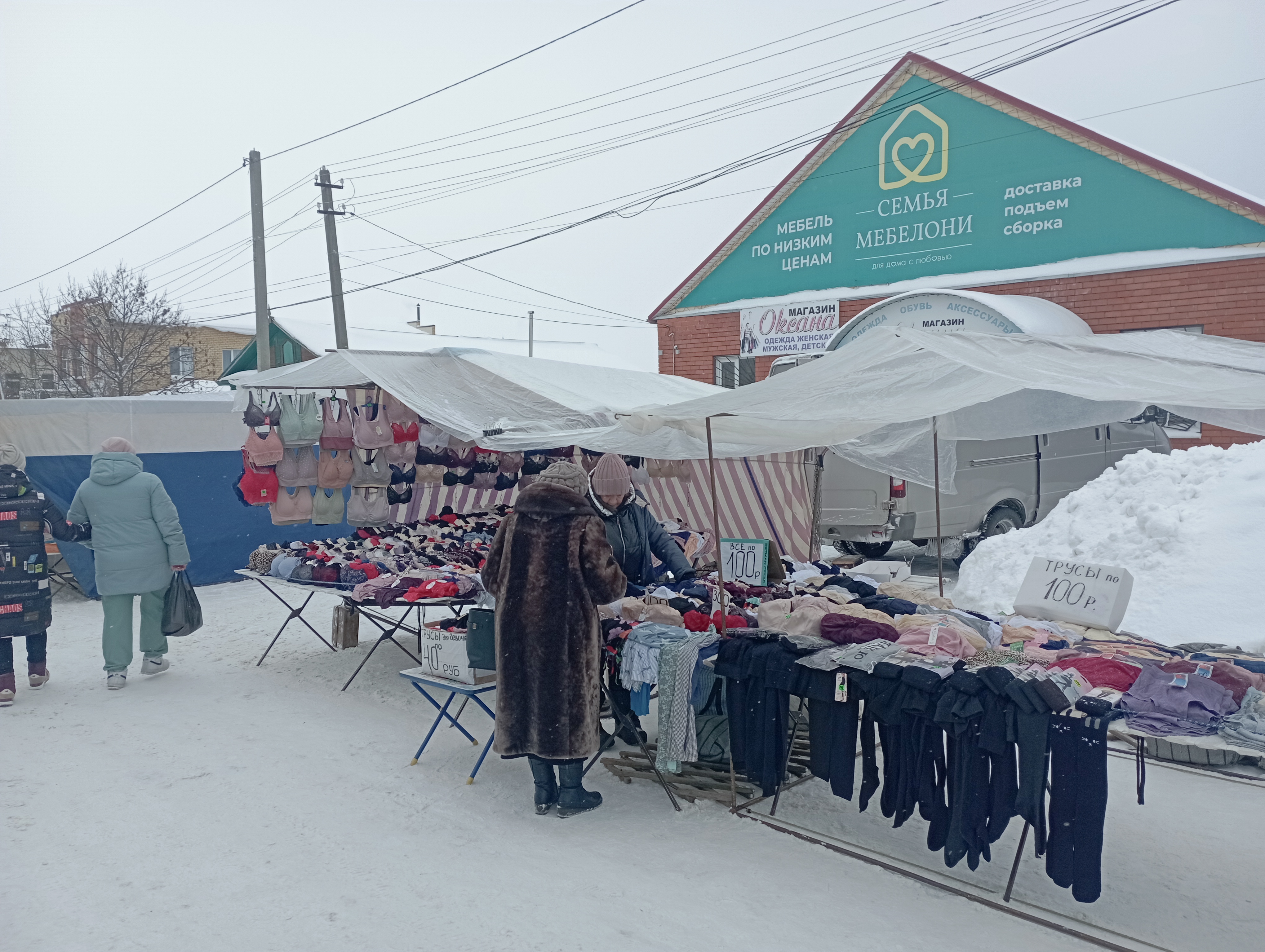 Проведен рейд по сезонной ярмарке Мокшанского района