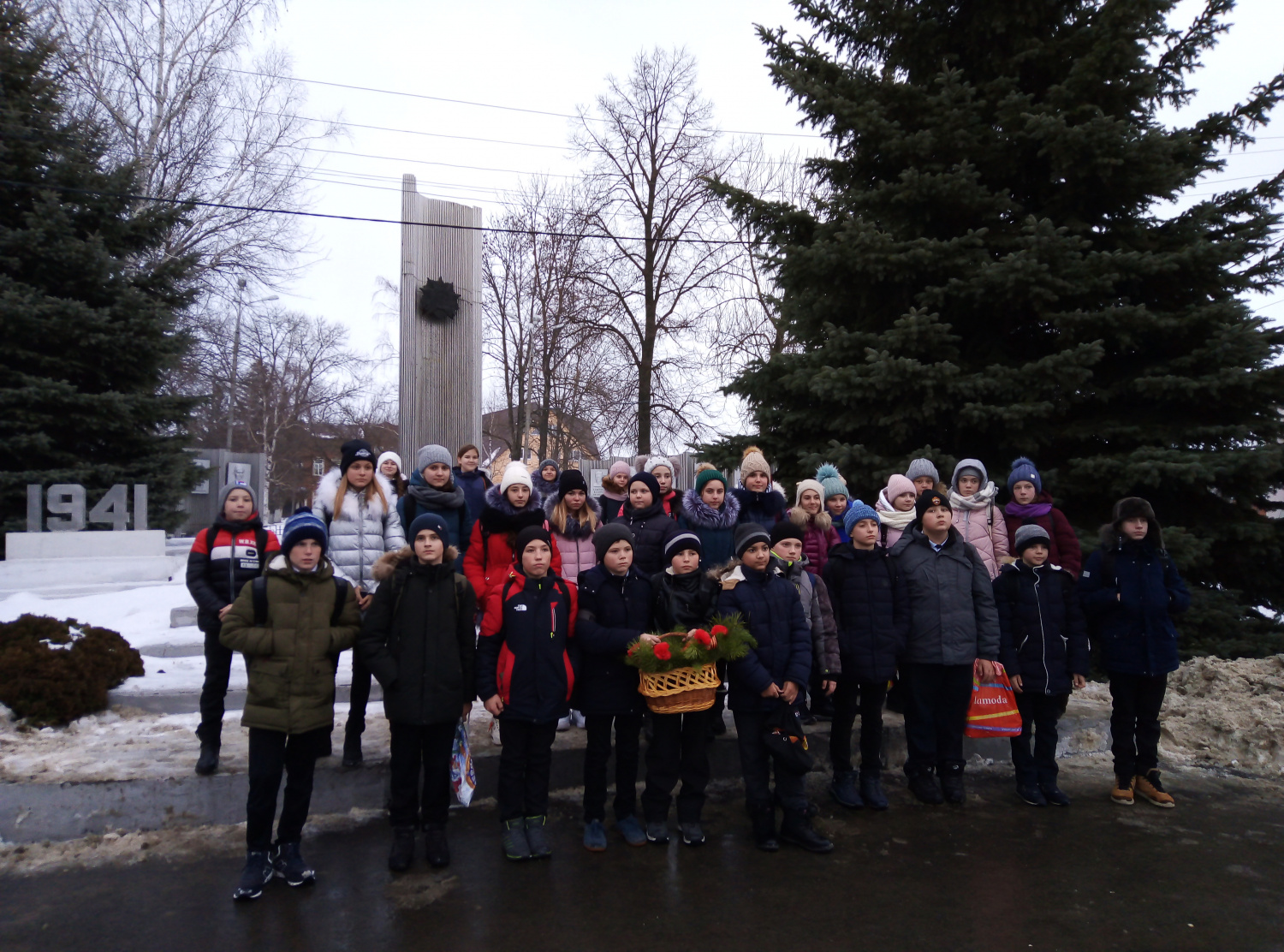 В рамках проекта «Край родной – частица Родины большой» в музее советского писателя А.Г. Малышкина состоялся час мужества «Сильные духом», посвящённый Дню Героев Отечества. В рамках проекта «Край родной – частица Родины большой» в музее советского писателя А.Г. Малышкина состоялся час мужества «Сильные духом», посвящённый Дню Героев Отечества.