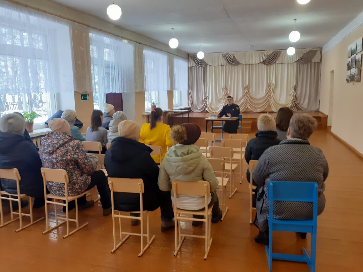 03.02 2023 года в МБОУ ООШ с.Чернозерье Мокшанского района инспекторами ОГИБДД ОМВД России по Мокшанскому району проведено родительское собрание. 