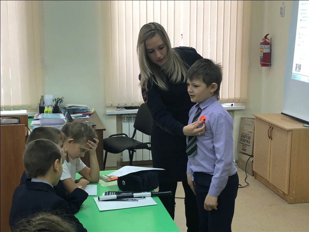 В преддверии зимних каникул  сотрудники Госавтоинспекции Мокшанского района Пензенской области 20 декабря 2018г провели ряд профилактических мероприятий со школьниками 4,3 классов МБОУ СОШ им. М.Н. Загоскина с. Рамзай