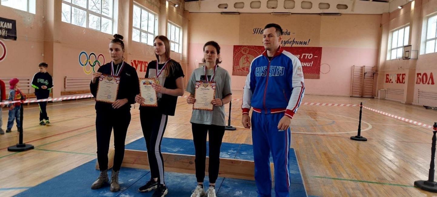 Мокшанские спортсмены приняли участие в первом Кубке ПРОО ФОСК «Урожай» по масс-рестлингу среди сельских спортсменов