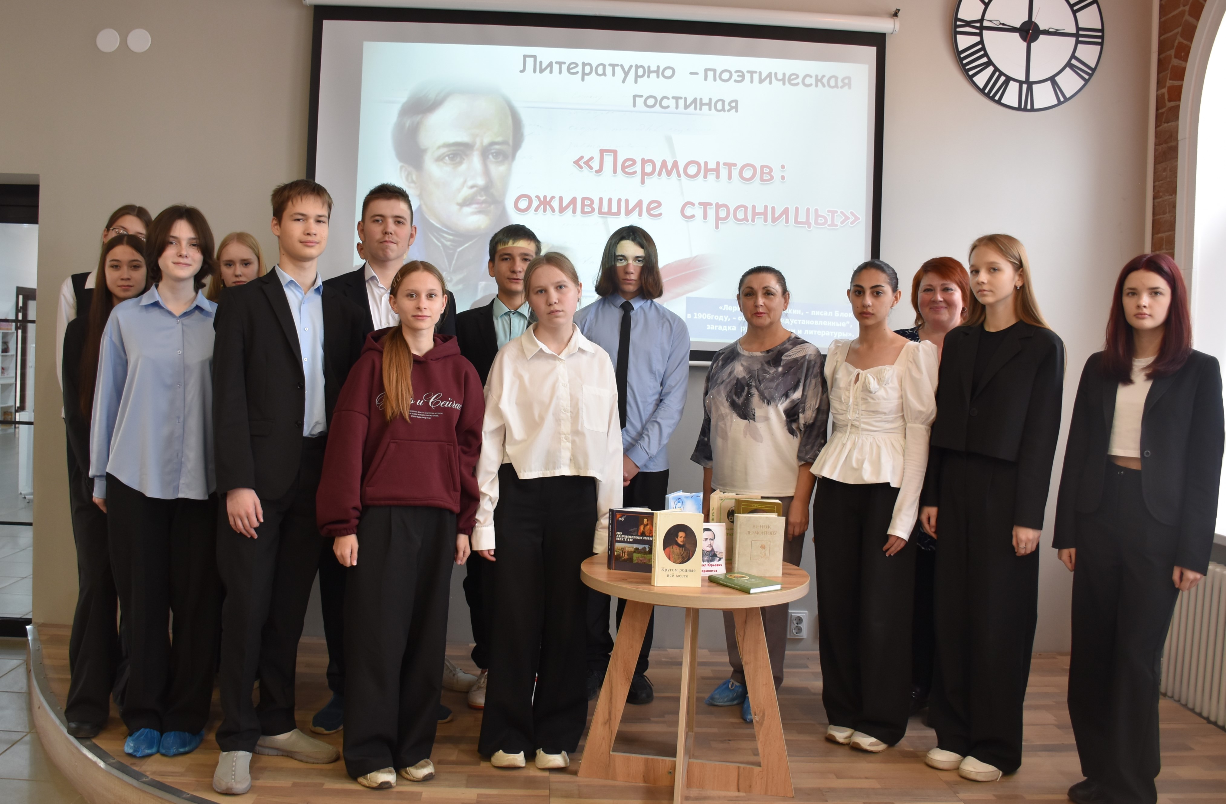 Сегодня, 15 октября свой 211-й юбилей отмечает гениальный и мистический русский поэт - Михаил Юрьевич Лермонтов