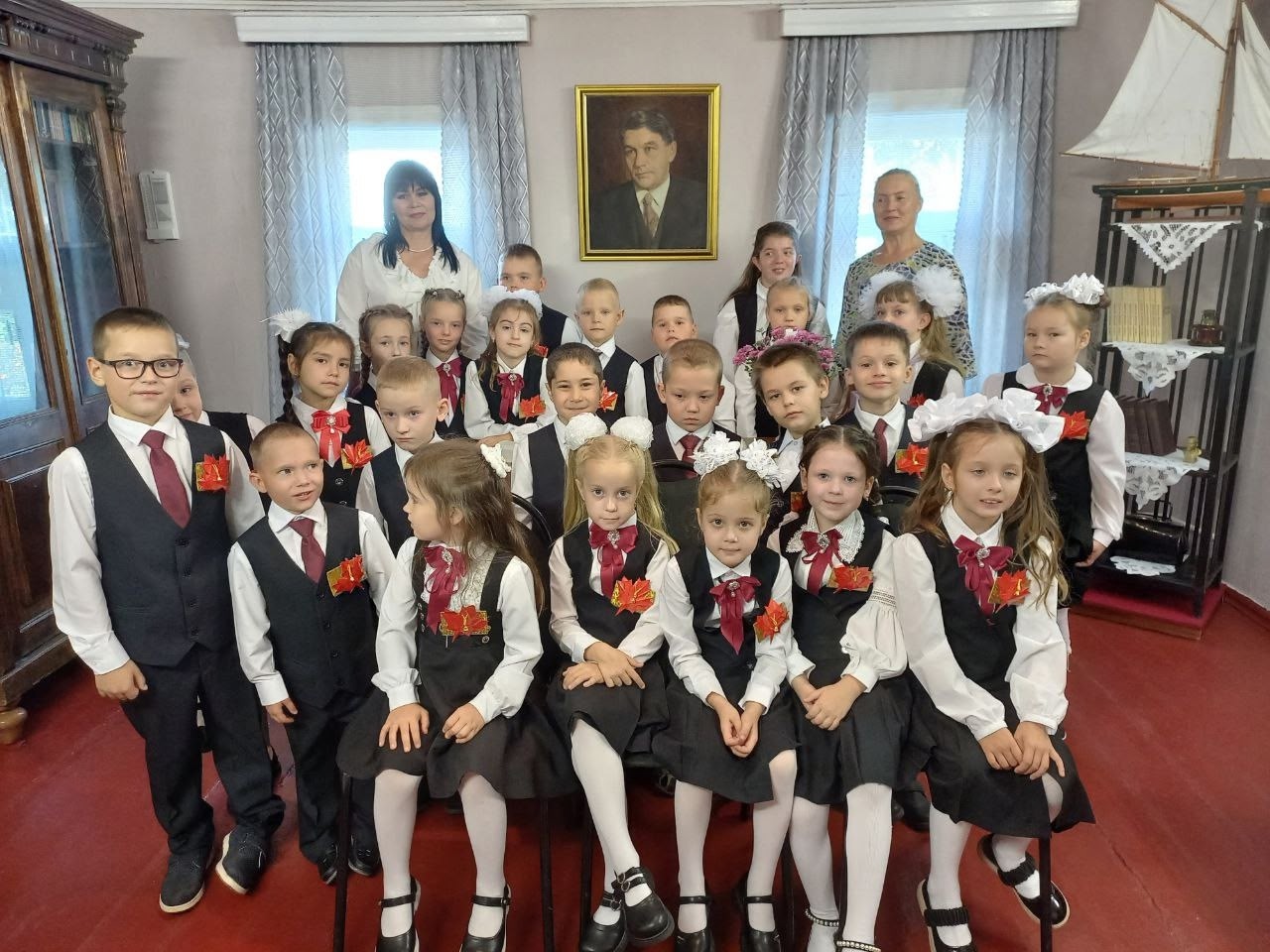 1 сентября музей гостеприимно распахнул свои двери для учащихся школ родного посёлка