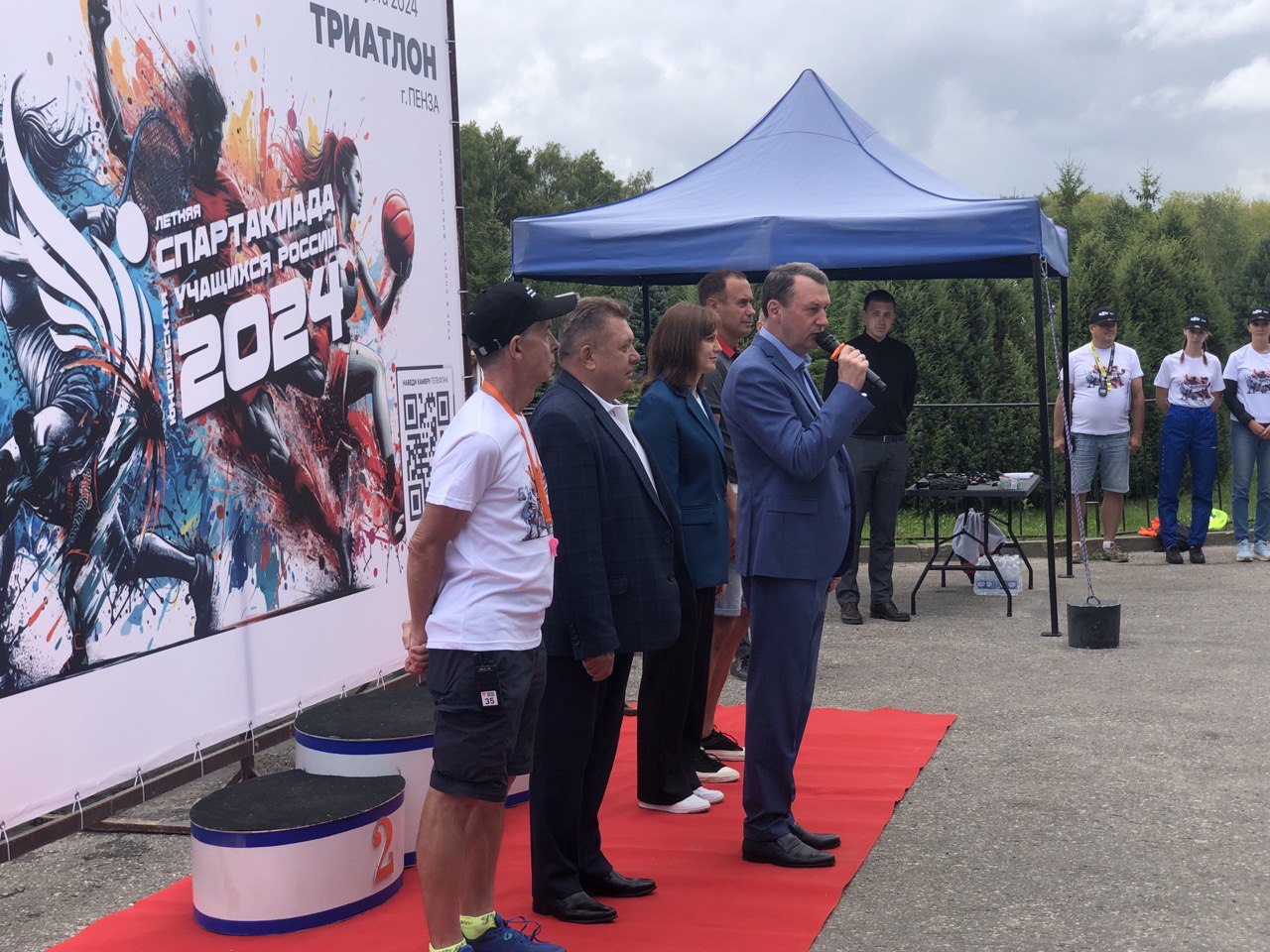 Cовместно с заместителем Председателя Правительства Пензенской области Олегом Яговым глава Мокшанского района Николай Тихомиров принял участие в церемонии открытия соревнований по триатлону в рамках Спартакиады учащихся России. Cовместно с заместителем Председателя Правительства Пензенской области Олегом Яговым глава Мокшанского района Николай Тихомиров принял участие в церемонии открытия соревнований по триатлону в рамках Спартакиады учащихся России.