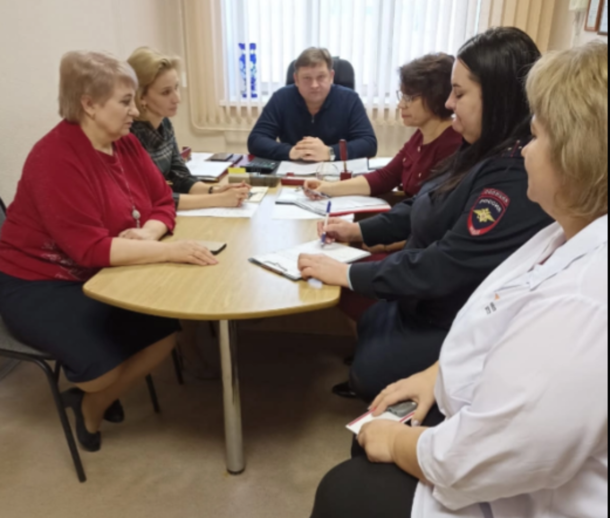В МБОУСОШ №1 рп. Мокшан прошло заседание совета профилактики школы. 