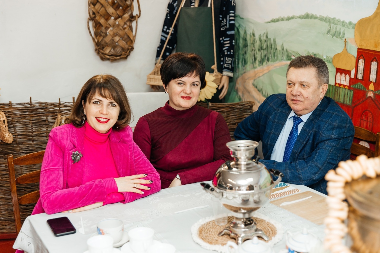 ЛЮБОВЬ К СВОЕМУ НАРОДУ НАЧИНАЕТСЯ С УВАЖЕНИЯ К РОДНОМУ ЯЗЫКУ ЛЮБОВЬ К СВОЕМУ НАРОДУ НАЧИНАЕТСЯ С УВАЖЕНИЯ К РОДНОМУ ЯЗЫКУ