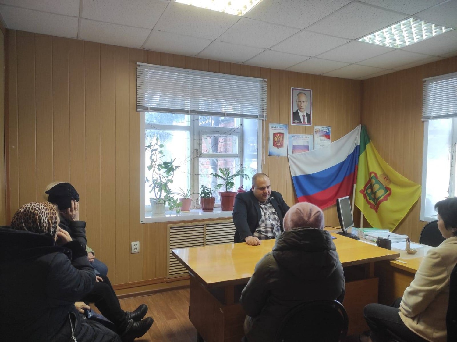1 декабря 2023 года в здании администрации Богородского сельсовета провел прием своих избирателей депутат Собрания представителей Мокшанского района Алексей Елисеев 1 декабря 2023 года в здании администрации Богородского сельсовета провел прием своих избирателей депутат Собрания представителей Мокшанского района Алексей Елисеев