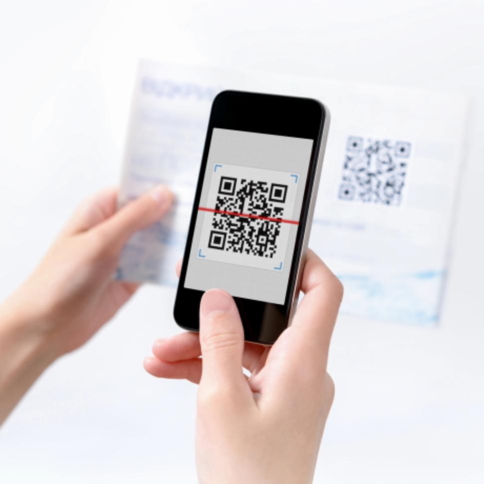 Предпринимателям разрешили не пускать на объекты инспекторов без QR-кода