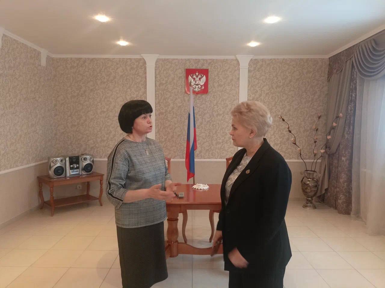 Глава Мокшанского района Решетченко А.В. посетила Территориальный отдел ЗАГС Мокшанского района