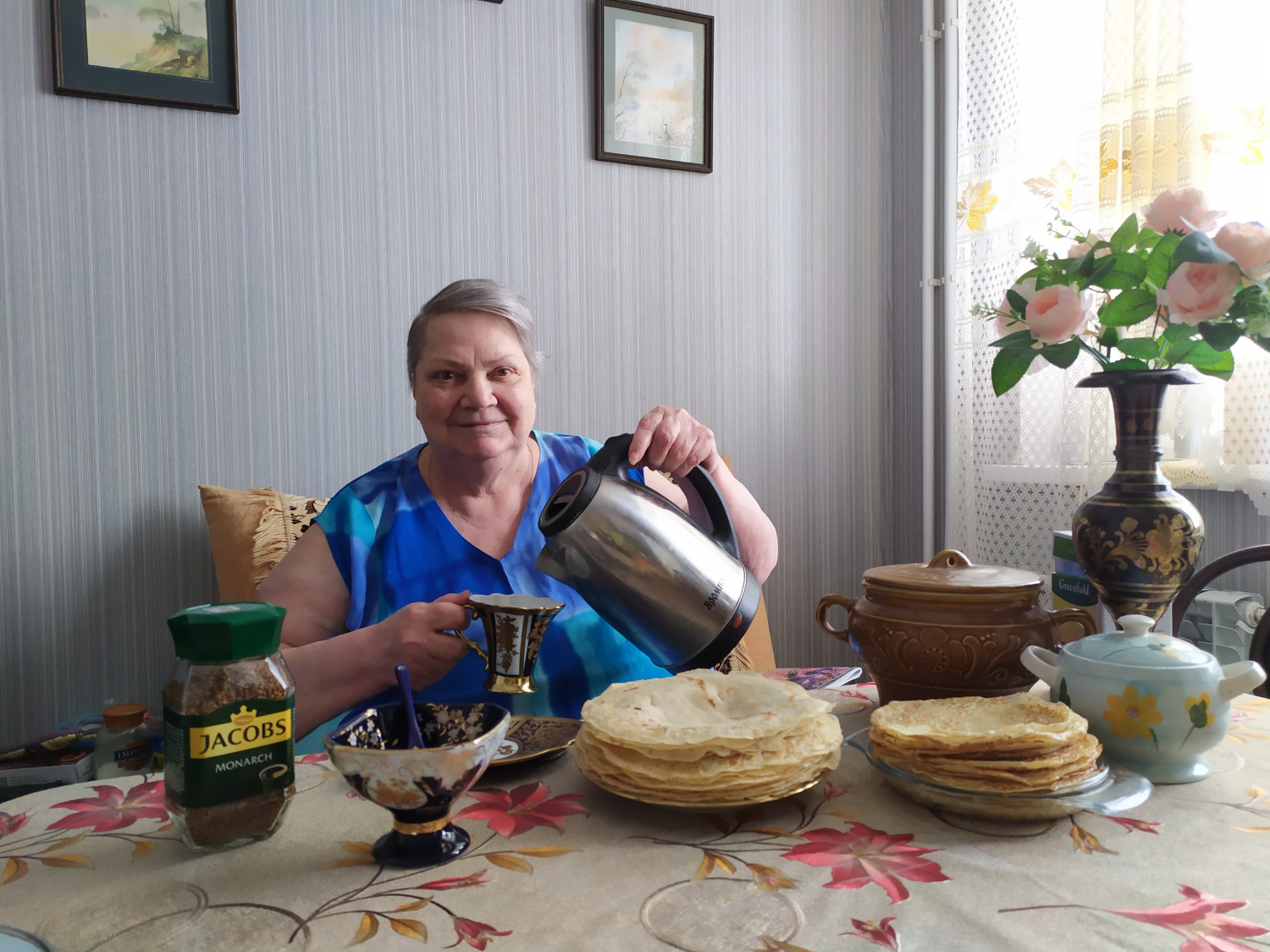 Поздравление получателей социальных услуг с Масленицей