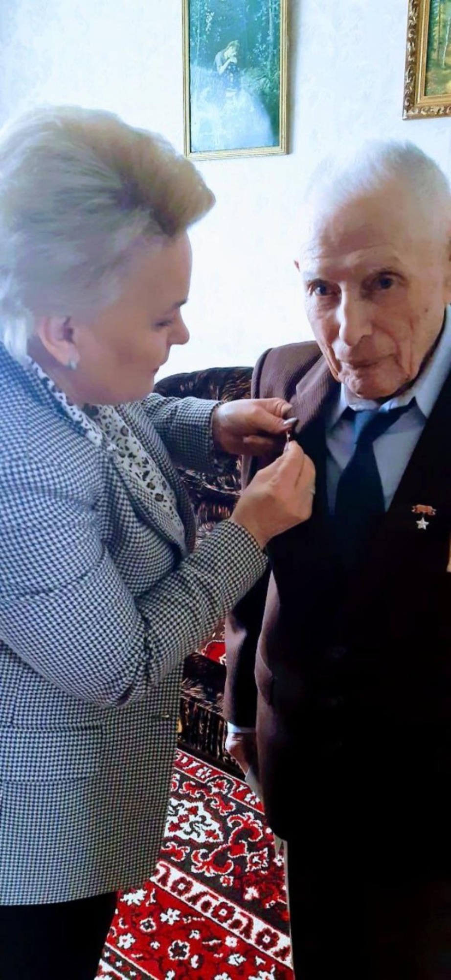 Глава Мокшанского района Решетченко А.В. начала церемонию по вручению юбилейных медалей ветеранам Великой Отечественной войны