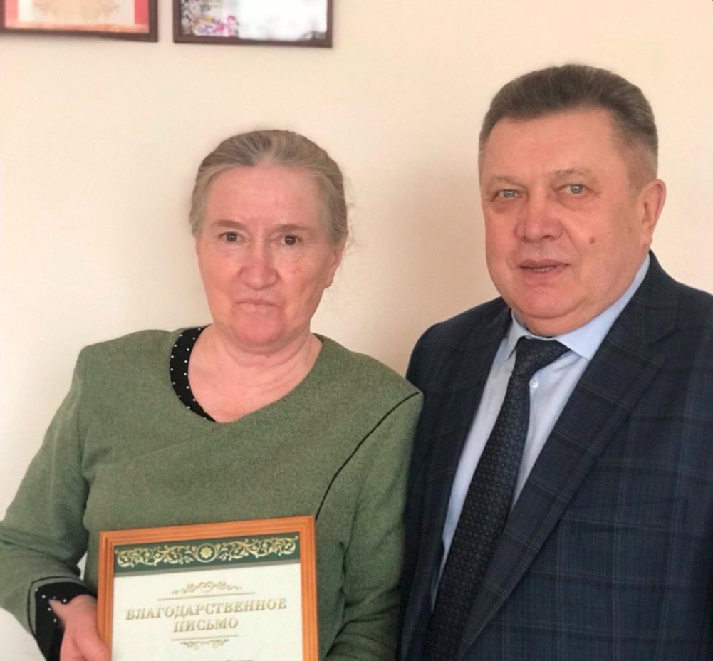 Глава Мокшанского района Тихомиров Н.Н., встретился с мамой участника СВО села Царевщино – Маршевой Любовью Ивановной. Глава Мокшанского района Тихомиров Н.Н., встретился с мамой участника СВО села Царевщино – Маршевой Любовью Ивановной.