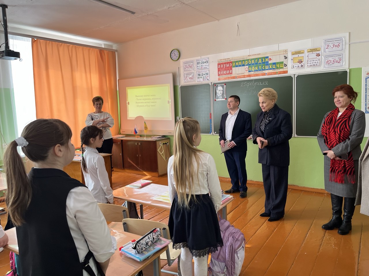 Глава Мокшанского района Решетченко А.В. посетила основную школу с. Богородское Глава Мокшанского района Решетченко А.В. посетила основную школу с. Богородское