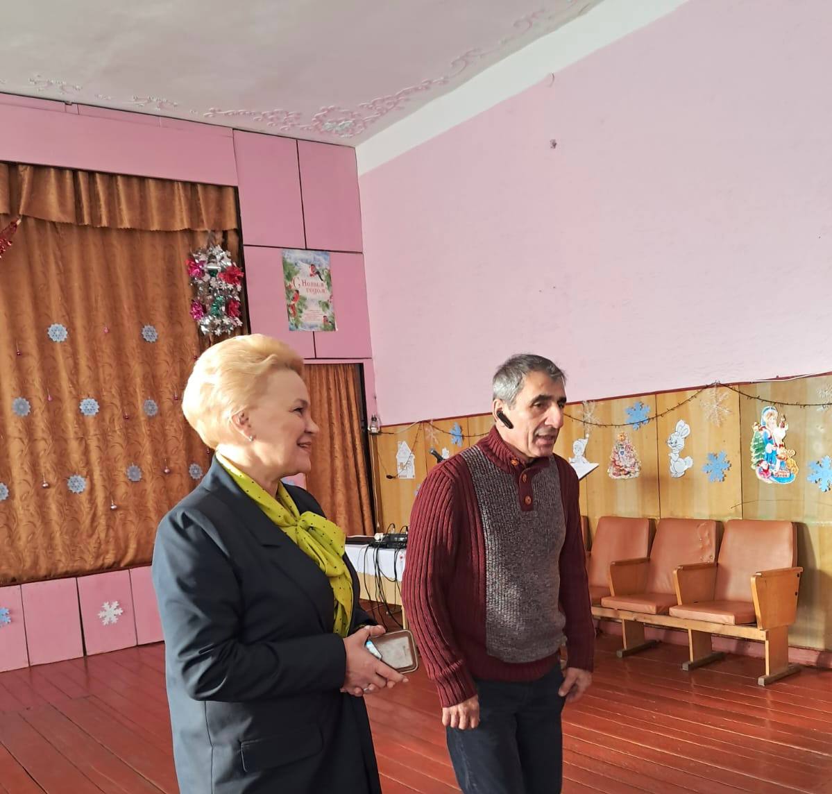 Исполняющий полномочия главы Мокшанского района Решетченко А.В. провела встречу с депутатами Комитета местного самоуправления и активом Елизаветинского сельсовета.