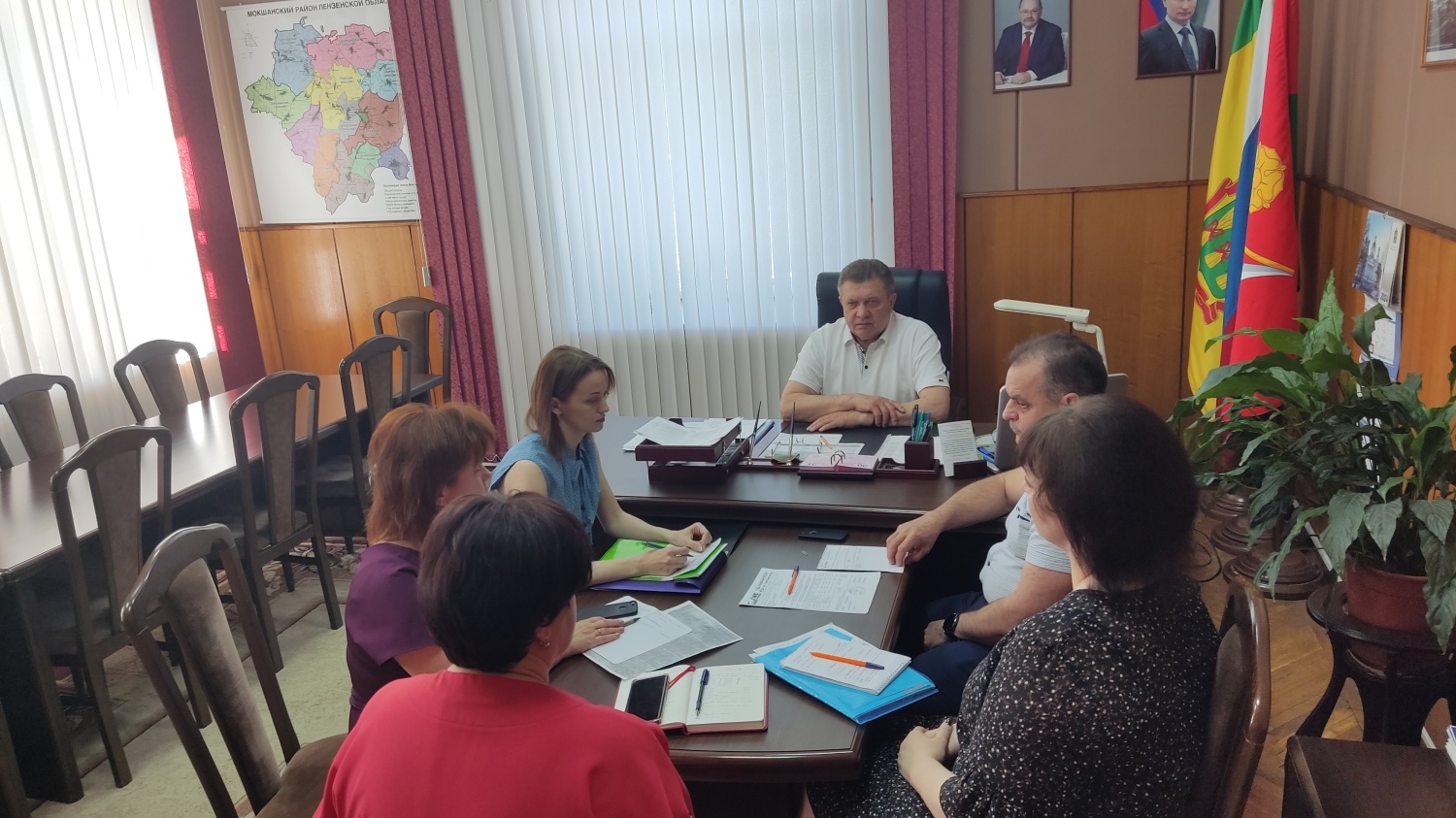 В администрации Мокшанского района провели заседание членов организационного комитета.