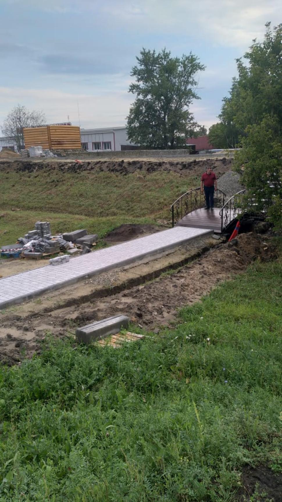 Глава Мокшанского района Н.Н. Тихомиров провел рабочее выездное совещание Глава Мокшанского района Н.Н. Тихомиров провел рабочее выездное совещание
