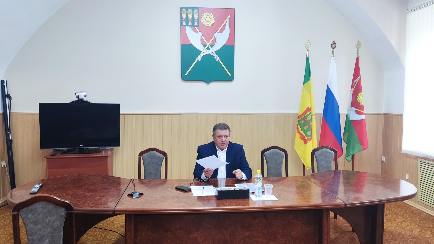 25.08.2023 глава Мокшанского района Н.Н.Тихомиров провел совещание 25.08.2023 глава Мокшанского района Н.Н.Тихомиров провел совещание
