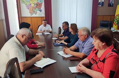Глава Мокшанского района Н.Н.Тихомиров провел рабочую планерку Глава Мокшанского района Н.Н.Тихомиров провел рабочую планерку