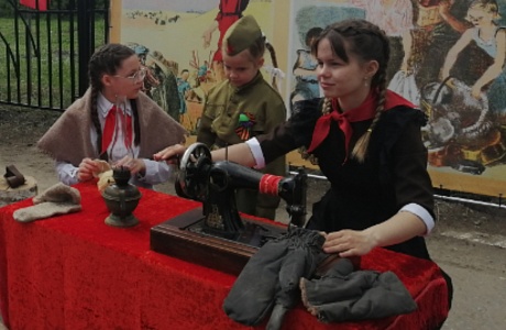 "Мокшанские пионеры - фронту!" Так называлась историческая площадка, подготовленная ребятами школы п. Красное Польцо "Мокшанские пионеры - фронту!" Так называлась историческая площадка, подготовленная ребятами школы п. Красное Польцо