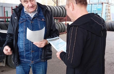 В р.п. Мокшан продолжается работа по привлечению граждан к заключению контрактов на прохождение военной службы в Вооруженных силах РФ. В р.п. Мокшан продолжается работа по привлечению граждан к заключению контрактов на прохождение военной службы в Вооруженных силах РФ.