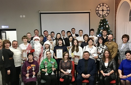 22 декабря в районной библиотеке прошло традиционное торжественное мероприятие, посвященной подведению итогов спортивного года и чествованию лучших спортсменов и работников физической культуры и спорта Мокшанского района. 22 декабря в районной библиотеке прошло традиционное торжественное мероприятие, посвященной подведению итогов спортивного года и чествованию лучших спортсменов и работников физической культуры и спорта Мокшанского района.