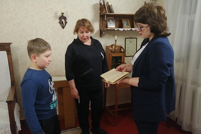 Совместные культурные походы с родными - это всегда праздник для детей! 