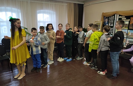РЕБЯТА ИЗ ПЕРВОЙ ШКОЛЫ ПРОВЕЛИ ВЕСЁЛЫЙ ДЕНЬ В МУЗЕЕ