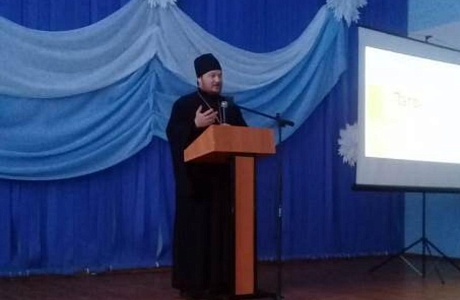Встреча с священнослужителем" Встреча с священнослужителем"